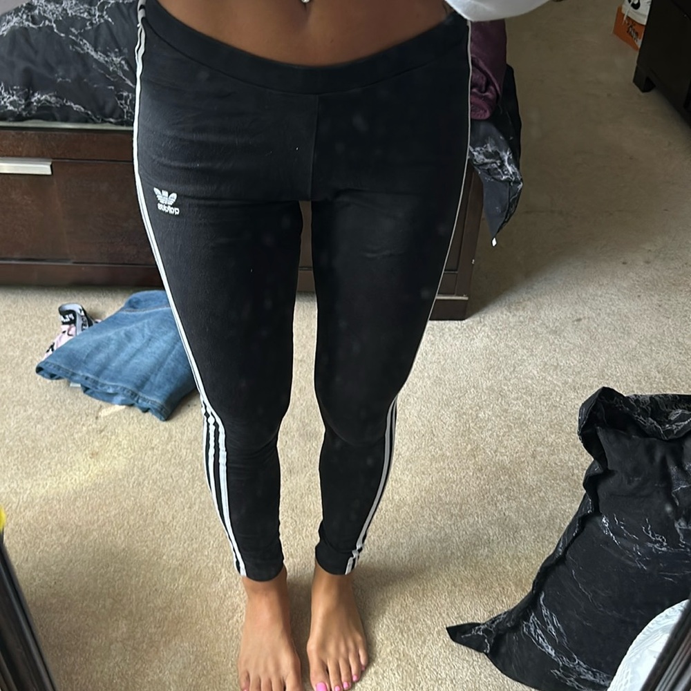 Women’s Adidas leggings